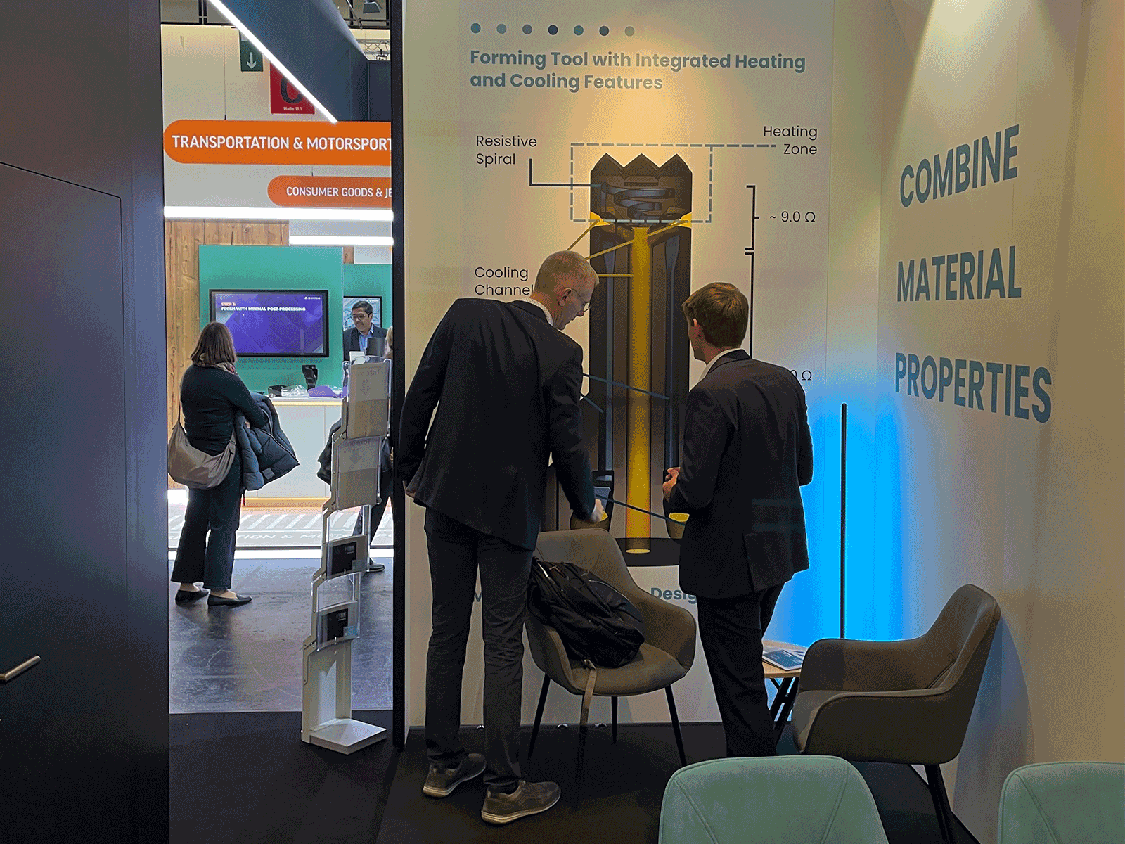 AMAREA Technology is showcasing at Formnext Exhibition Explaining a multi-material component with electrically conductive and insulating propperties 3d printed in one build by MMJ ProX Series.